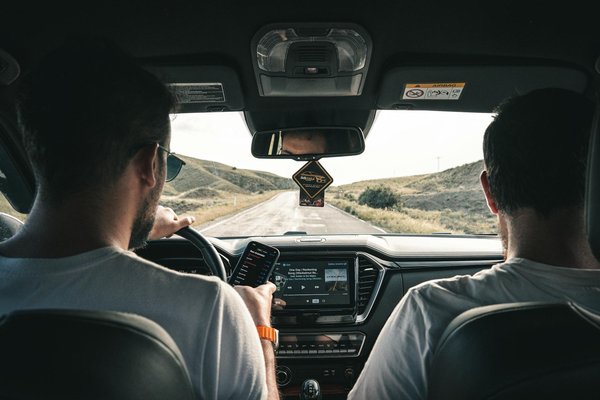 Louez un utilitaire 20m³ avec hayon : la solution idéale pour vous !